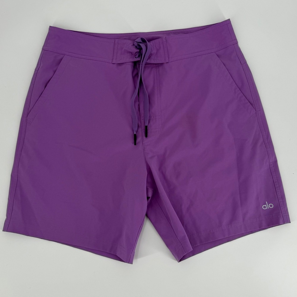 Alo Yoga Mens Purple Athletic Board Shorts Size Large Drawstring Gym Yoga